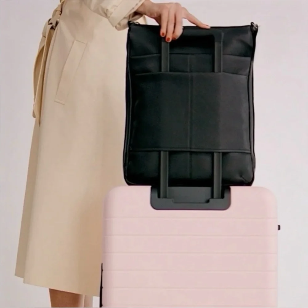 NEW! ALESYA MARIBELLE TRAVEL BAG LAPTOP